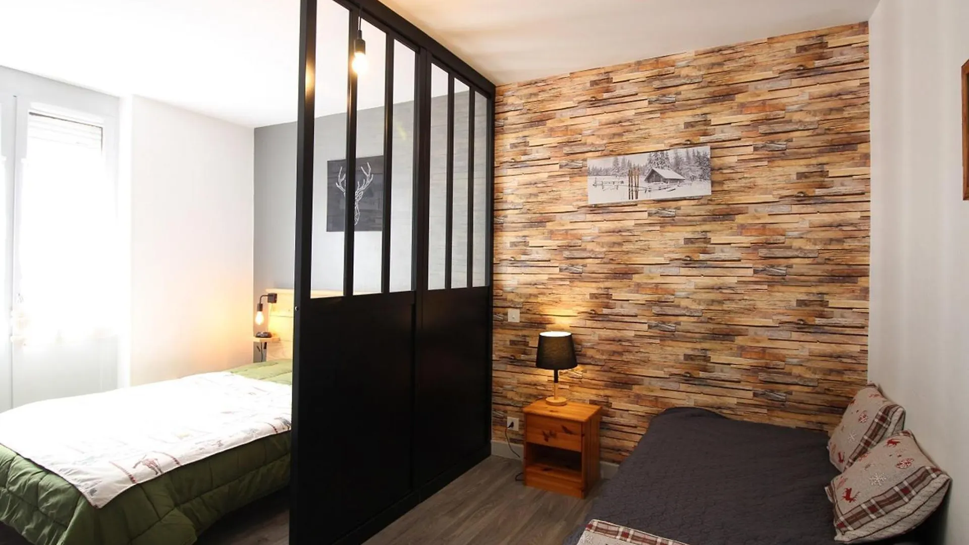 Appartement F2 6 Couchages Centre-Ville Proche Thermes - Fr-1-415-15 Le Mont-Dore 0*,  France